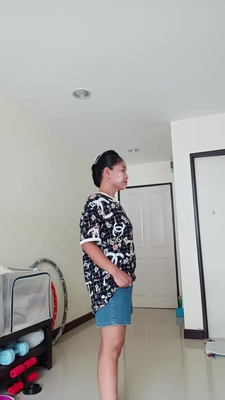@စိတ်ထားဖြူထားဝယ်သူ🇲🇲အေးဆို