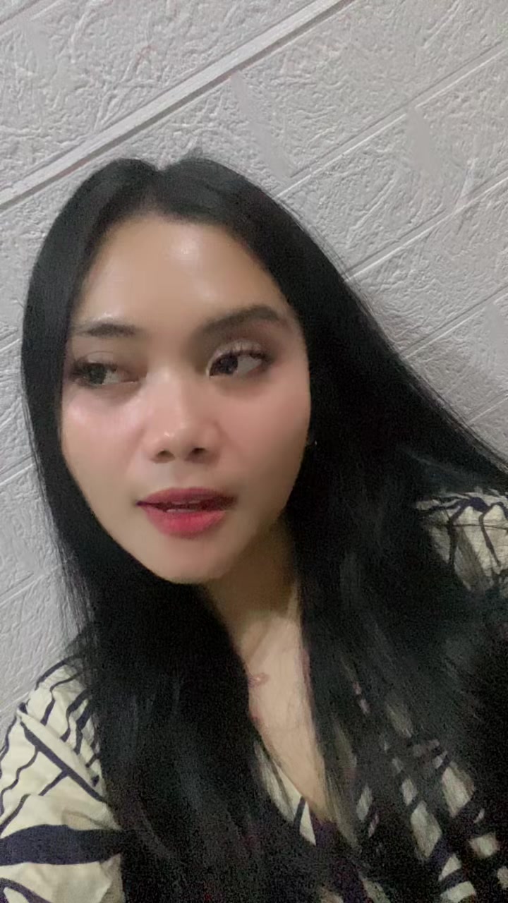 @Estervania03