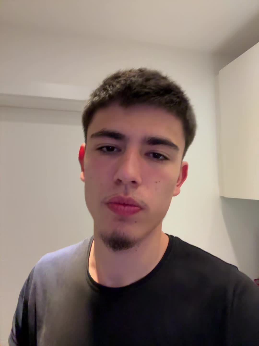 @0LeVi1