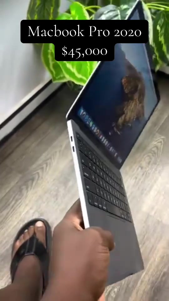 @iphone Center Jamaica
