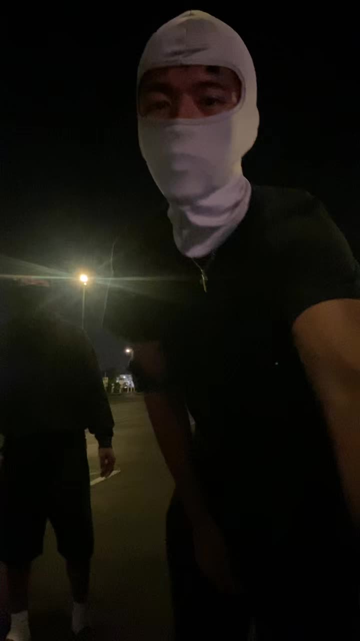 @g