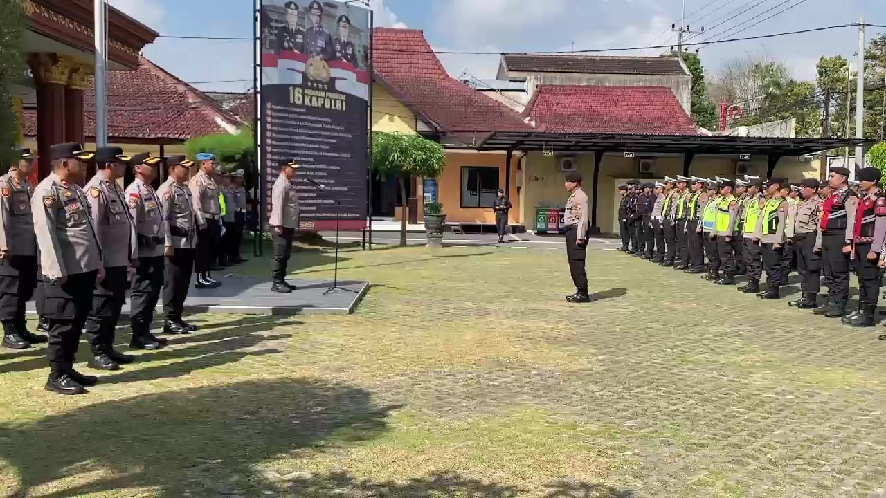 @BLITAR KOTA POLICE OFFICIAL