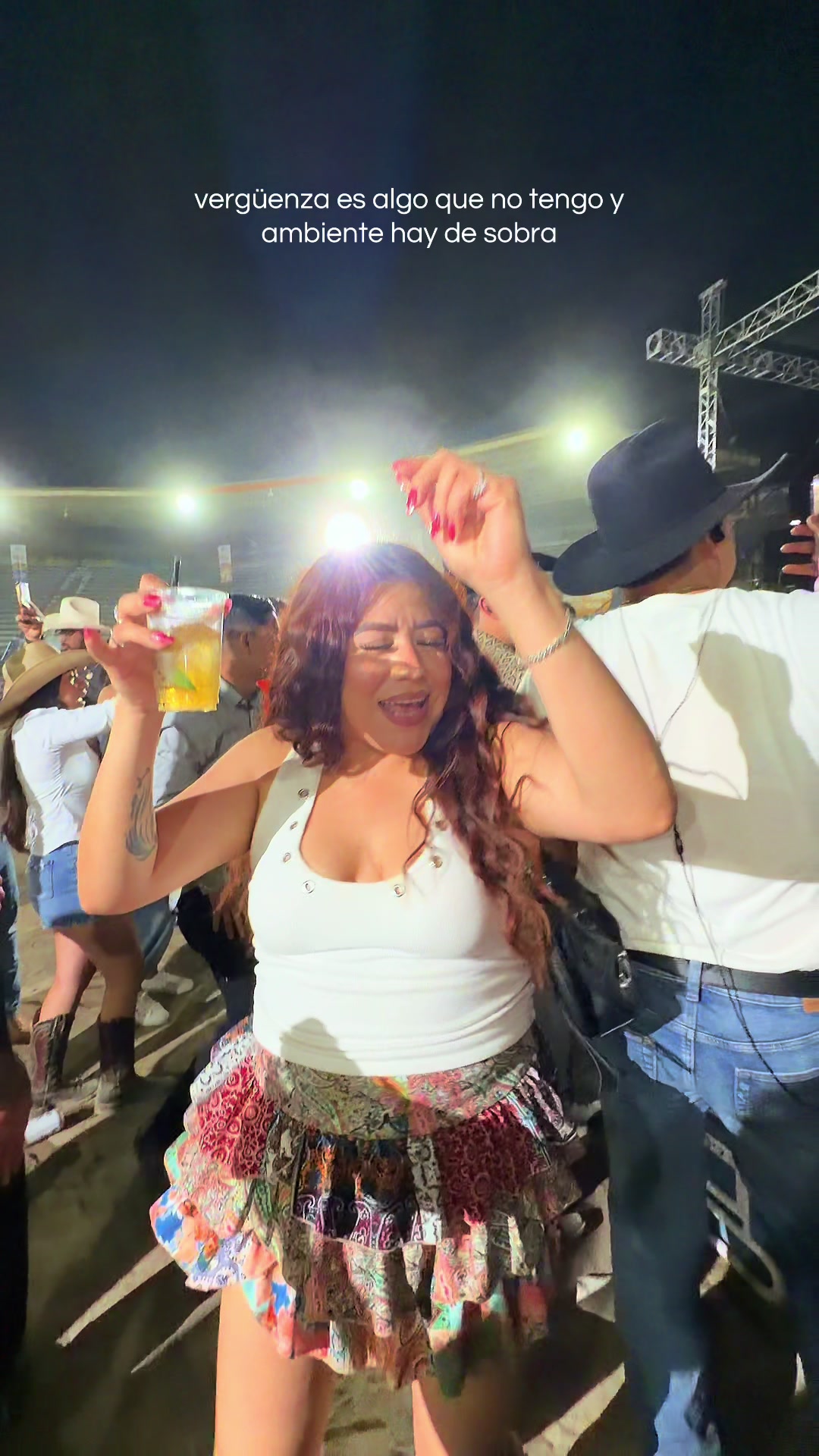 @Laura Sarahí