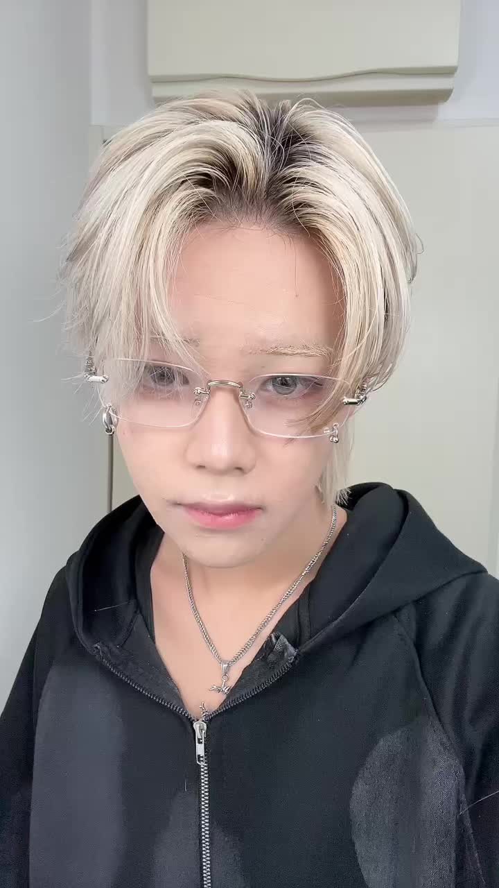 @陽貴/美容学生