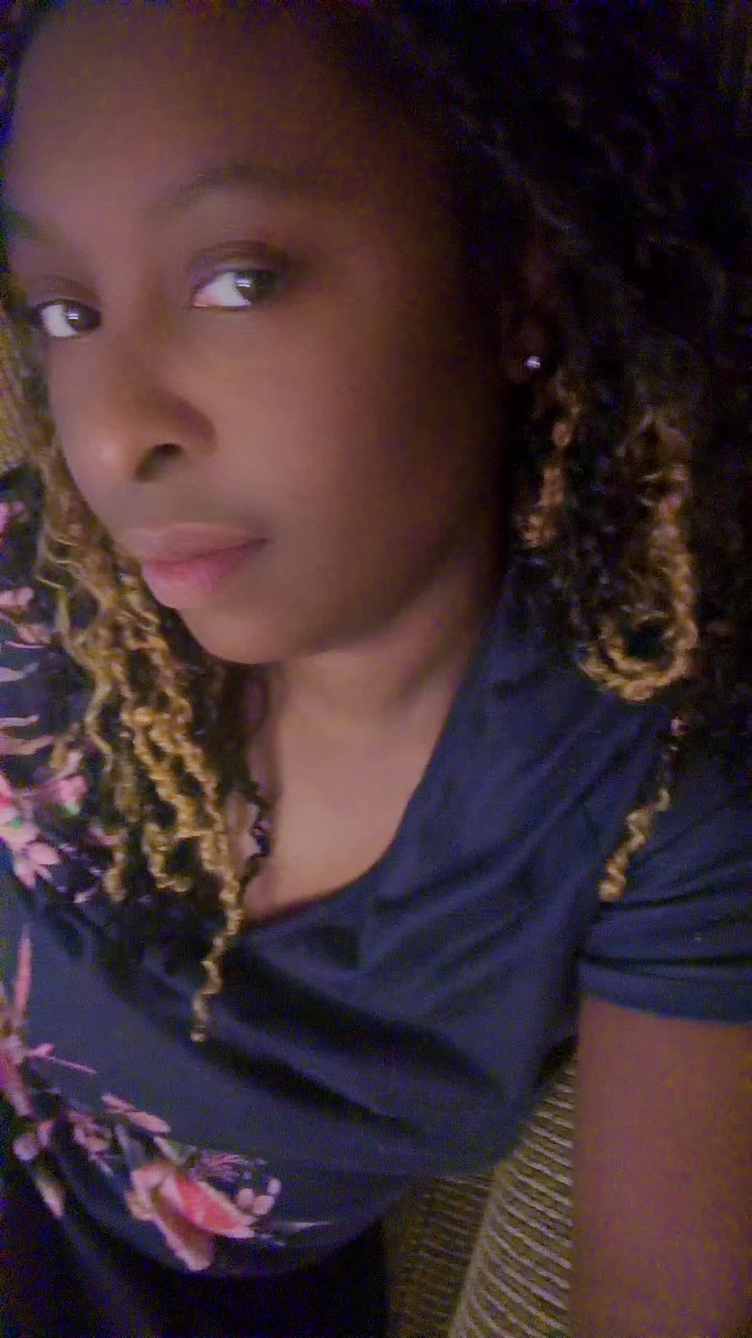 @ToyaDee