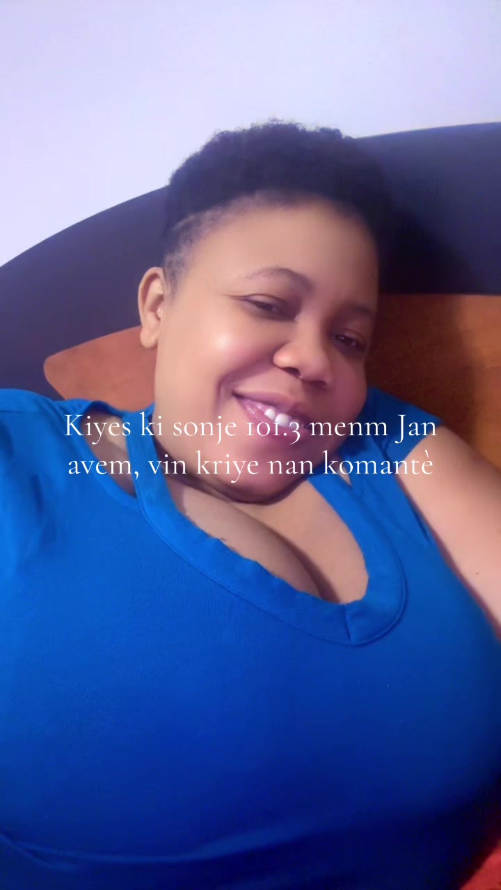@Souriante