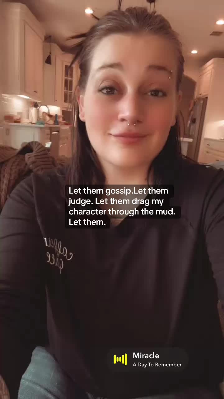 @Adoseofsarahtonin