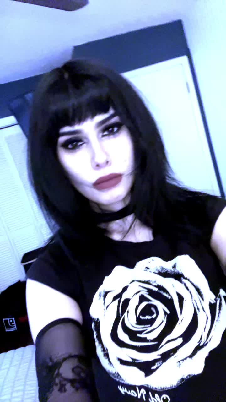 @Maria🦇