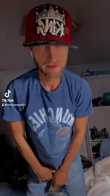 @ᗩ1_OG🐺 ᗰᖇ.ᗷᒪᑌEEYEᔕᔕᗩᐯᗩGE