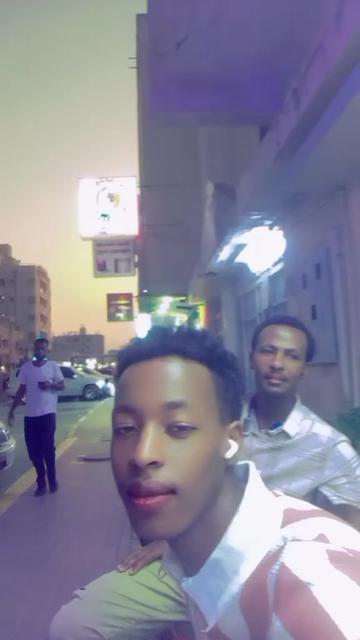 @Goo