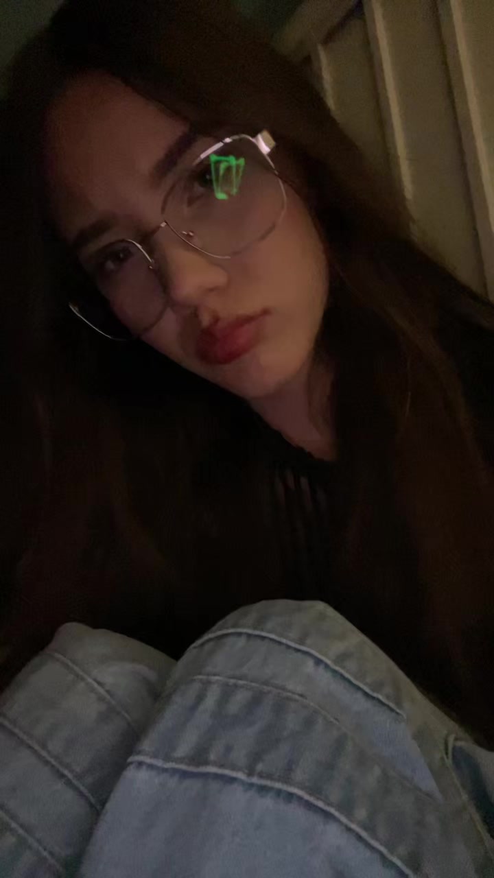 @ℰ