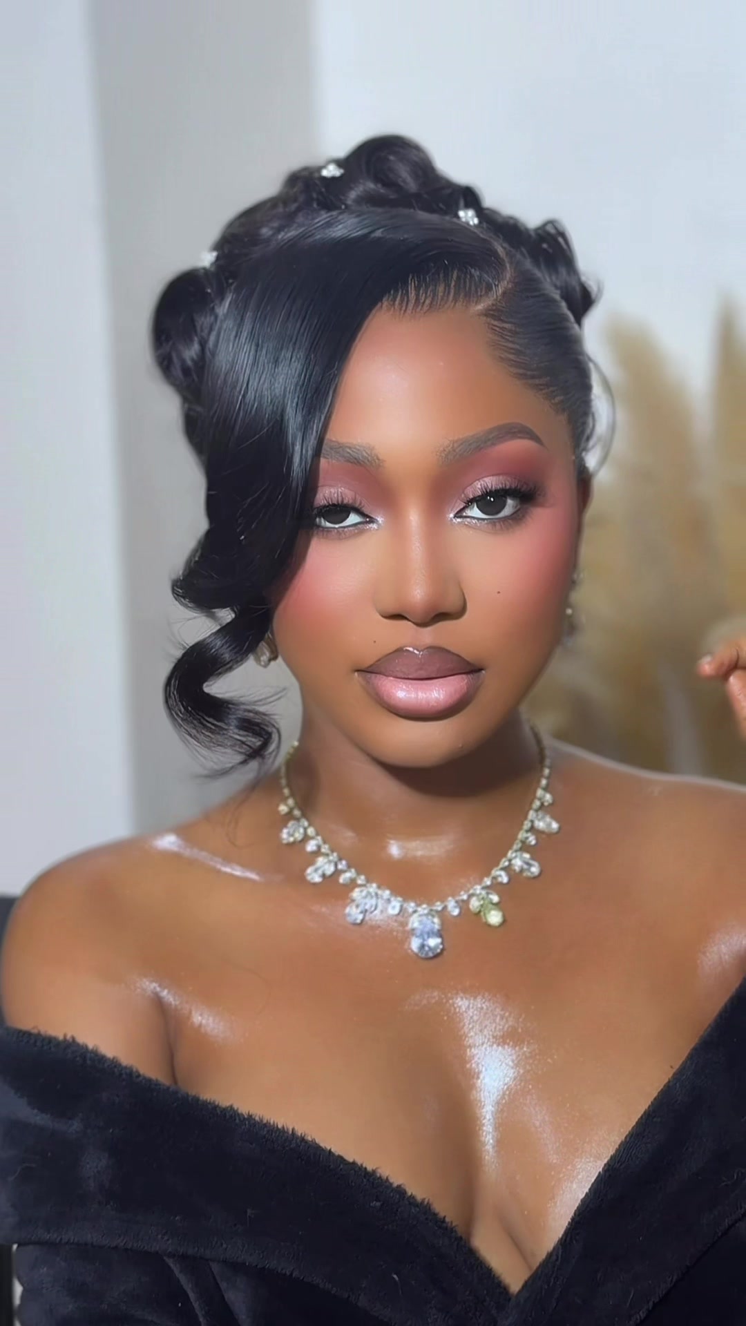 @glambybibee
