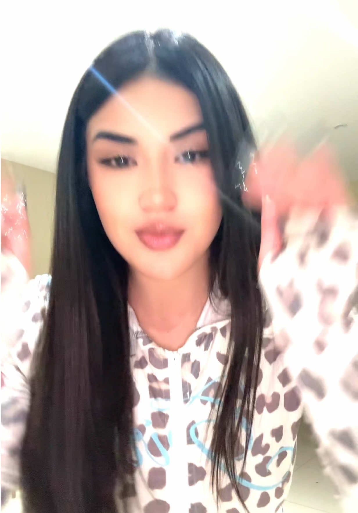 @Xujey