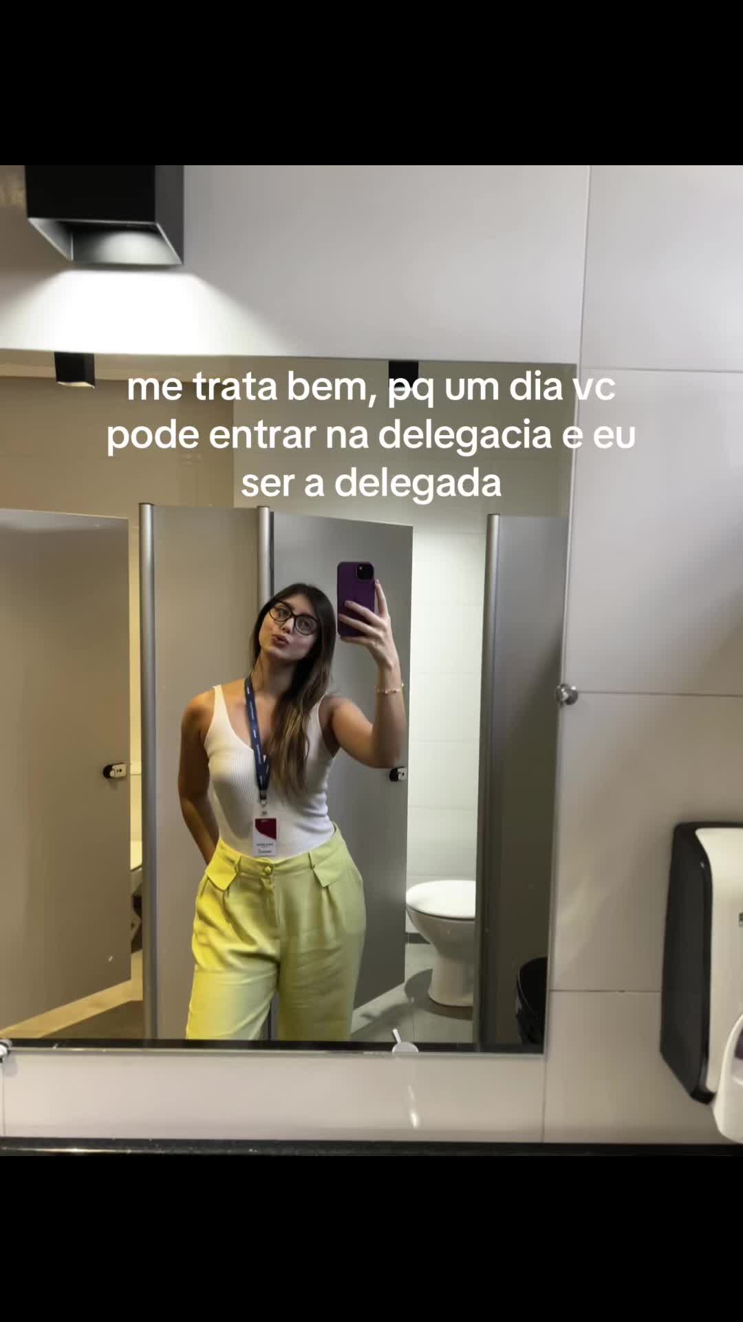 @Laura Savian