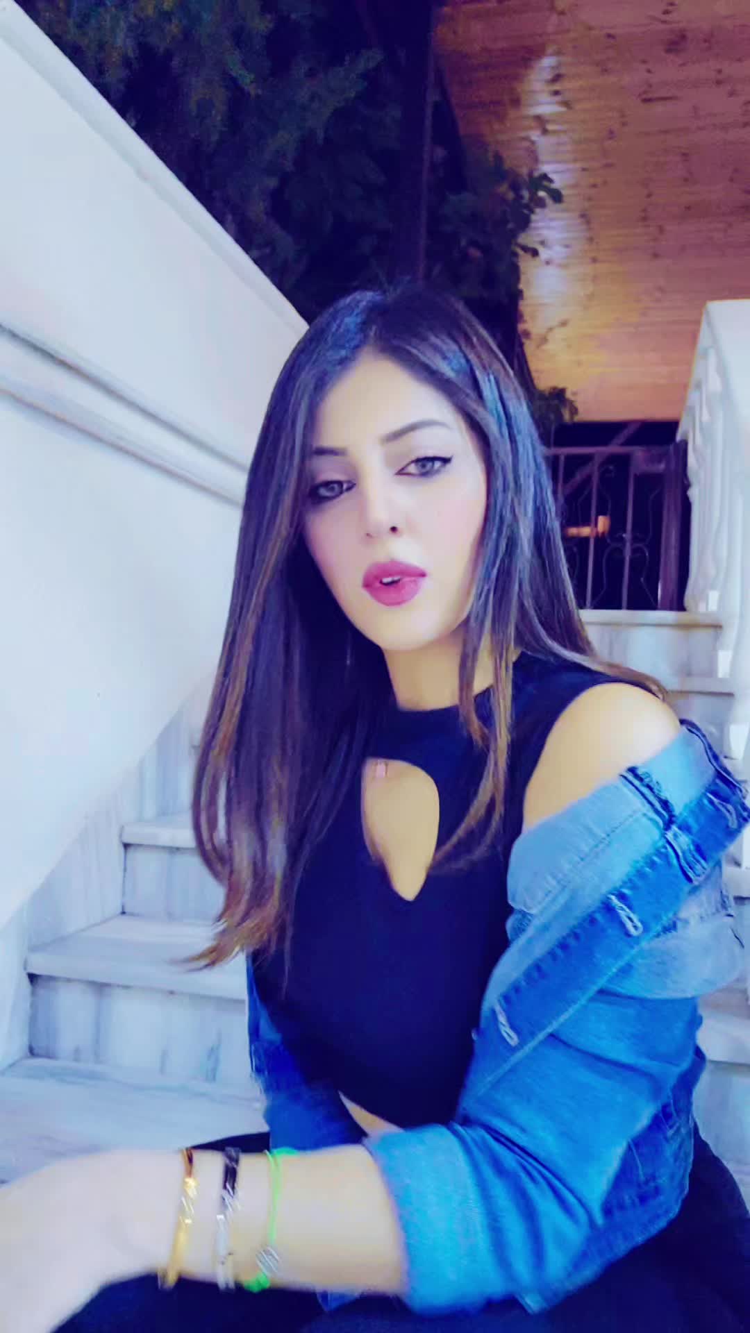 @Dema๐111