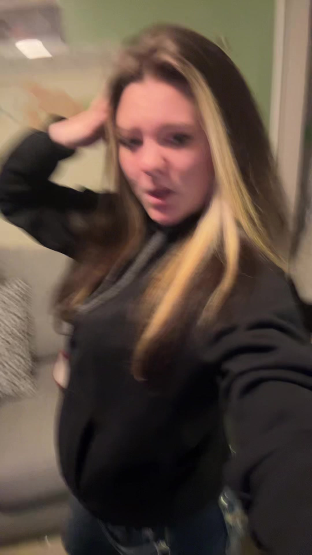 @Maddy🥱