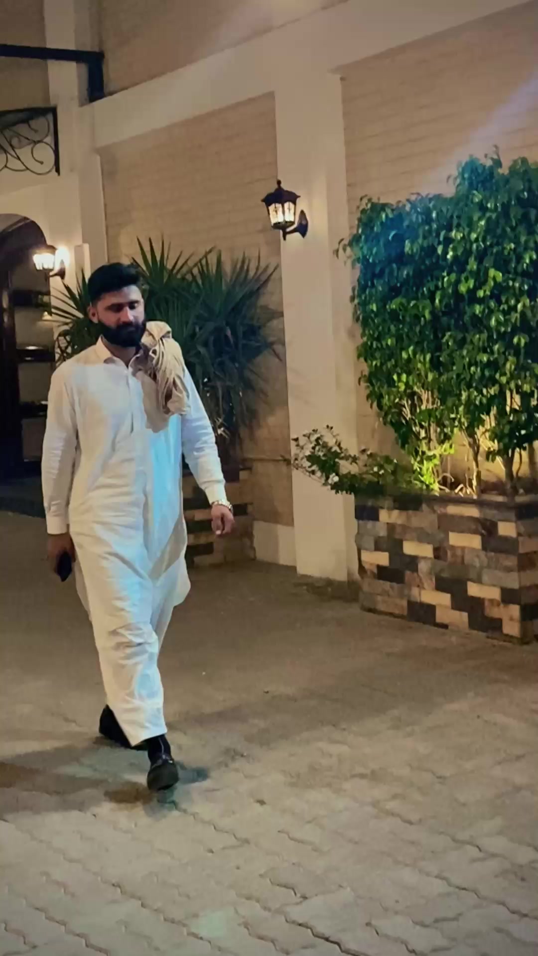 @SHERAZ BUTT 241🏋