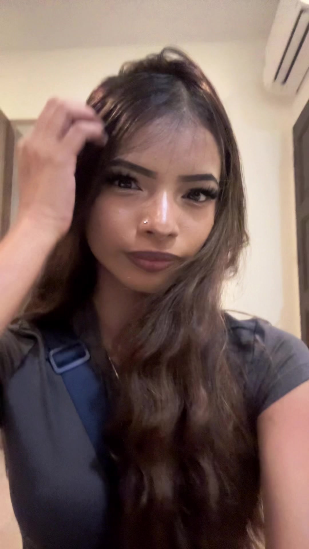 @aamora