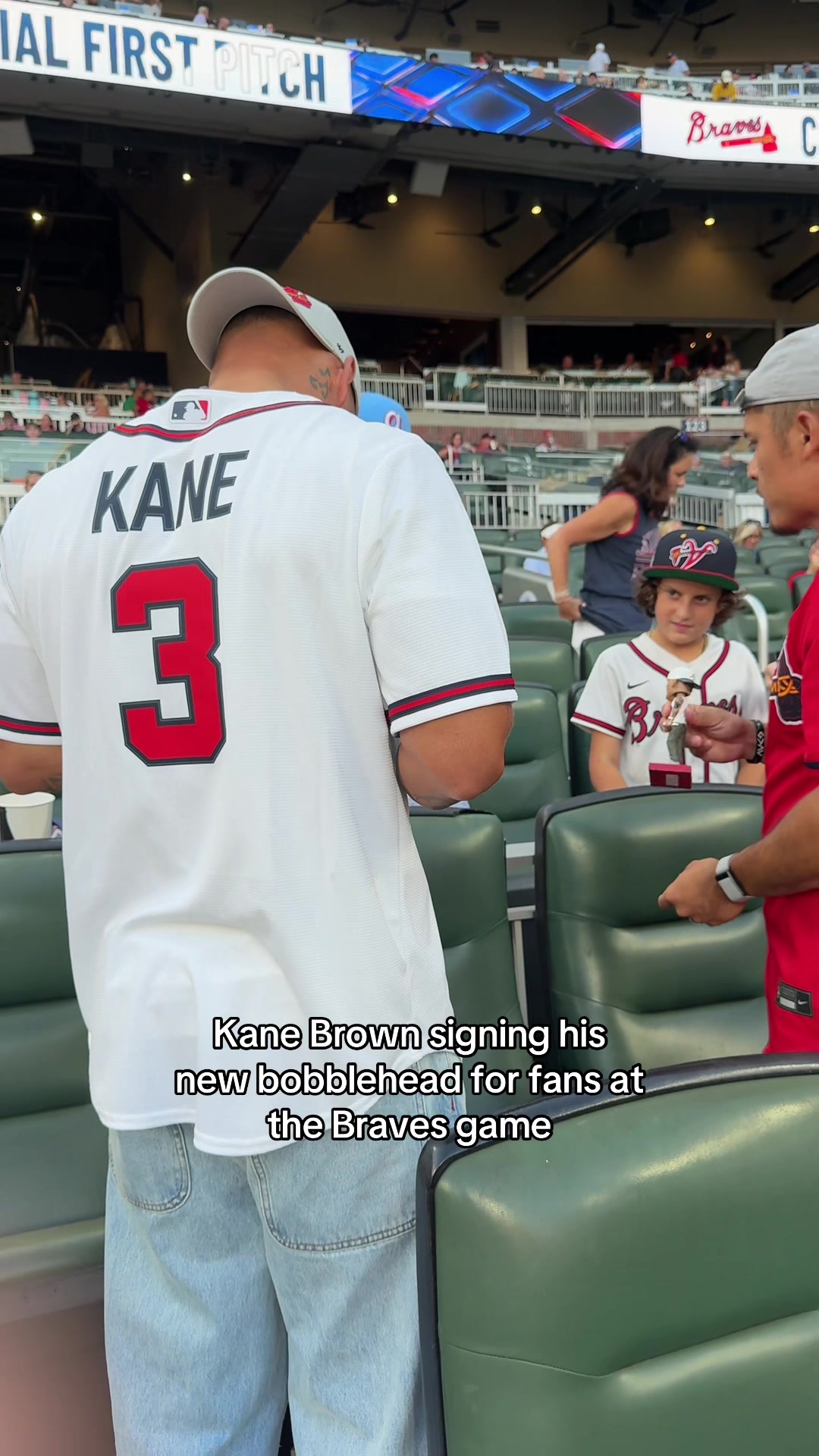 @KaneBrownFamily