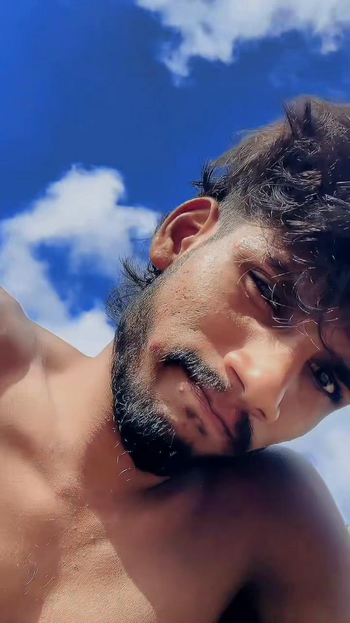 @𝐃𝐞𝐰✘