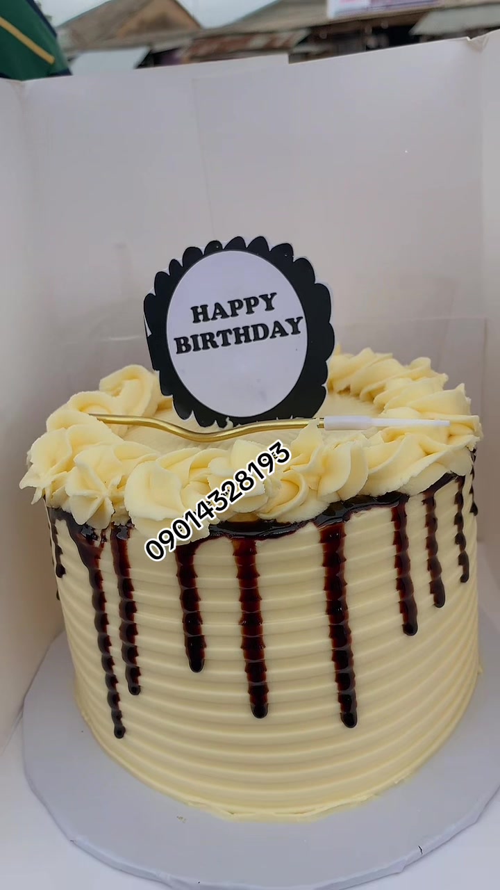 @ANNIE CAKES 🎂 & MORE