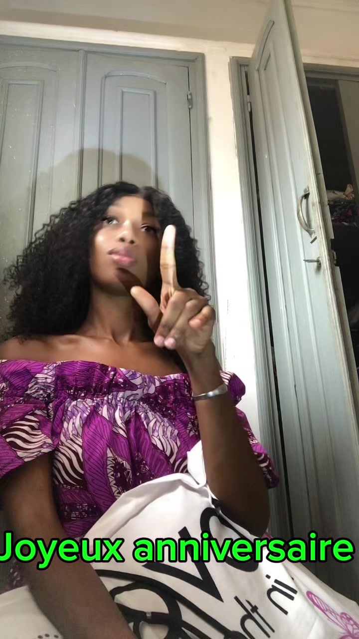 @La D&eacute;esse Santiago 🥰😍