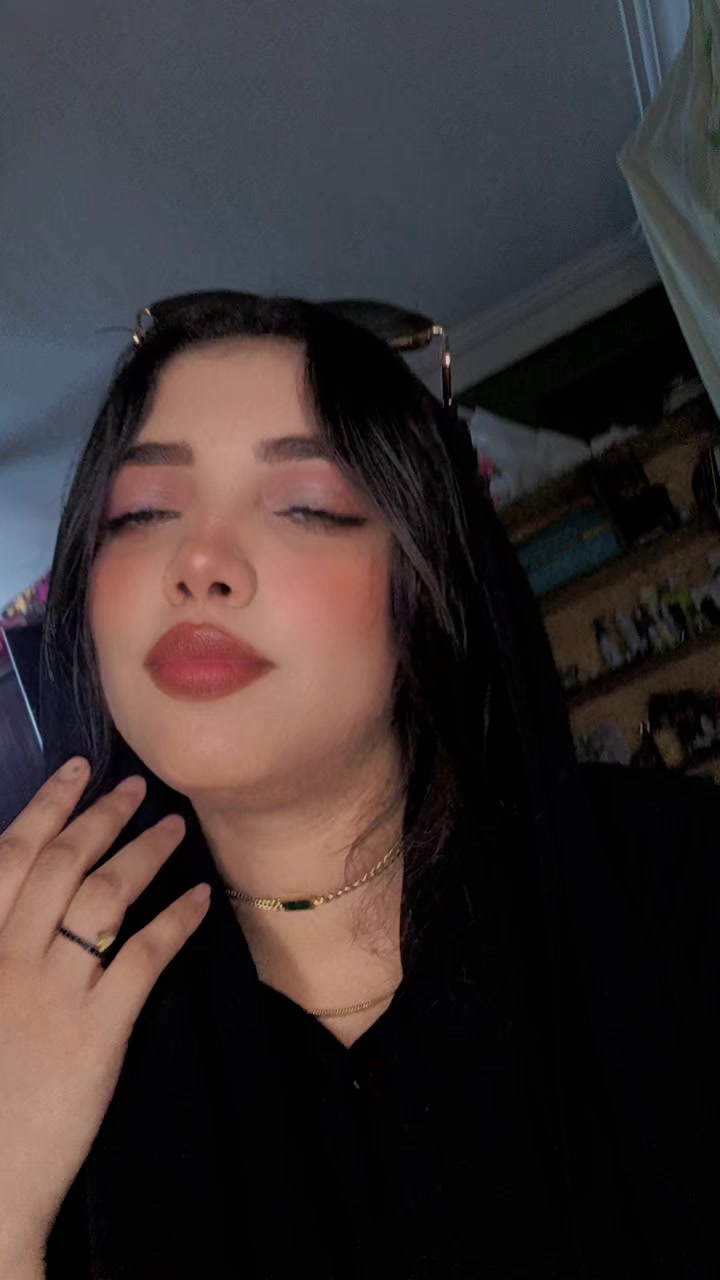 @ساره