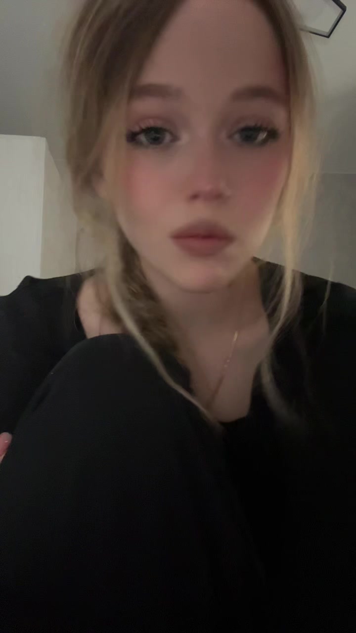 @аришка