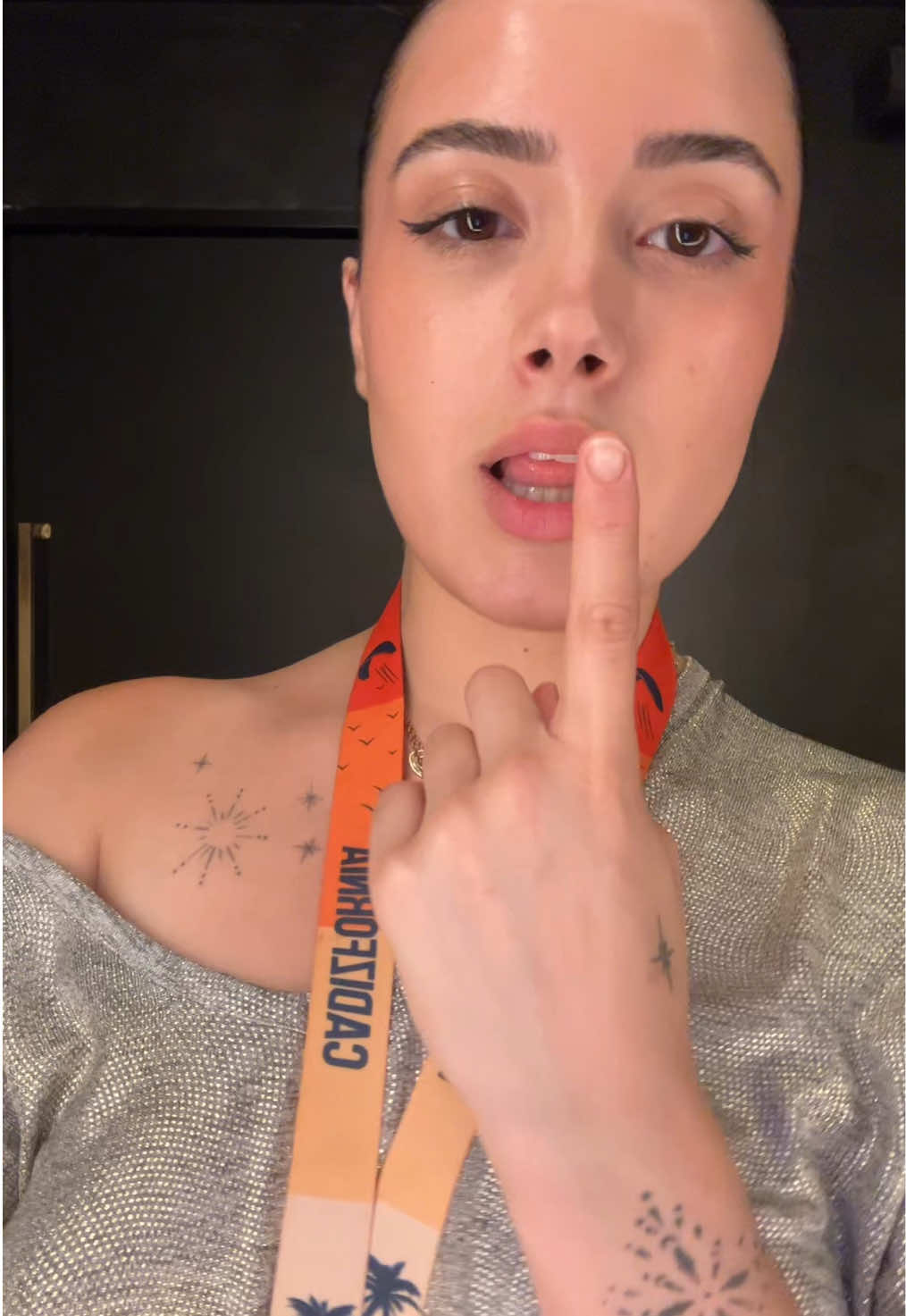 @damnniita