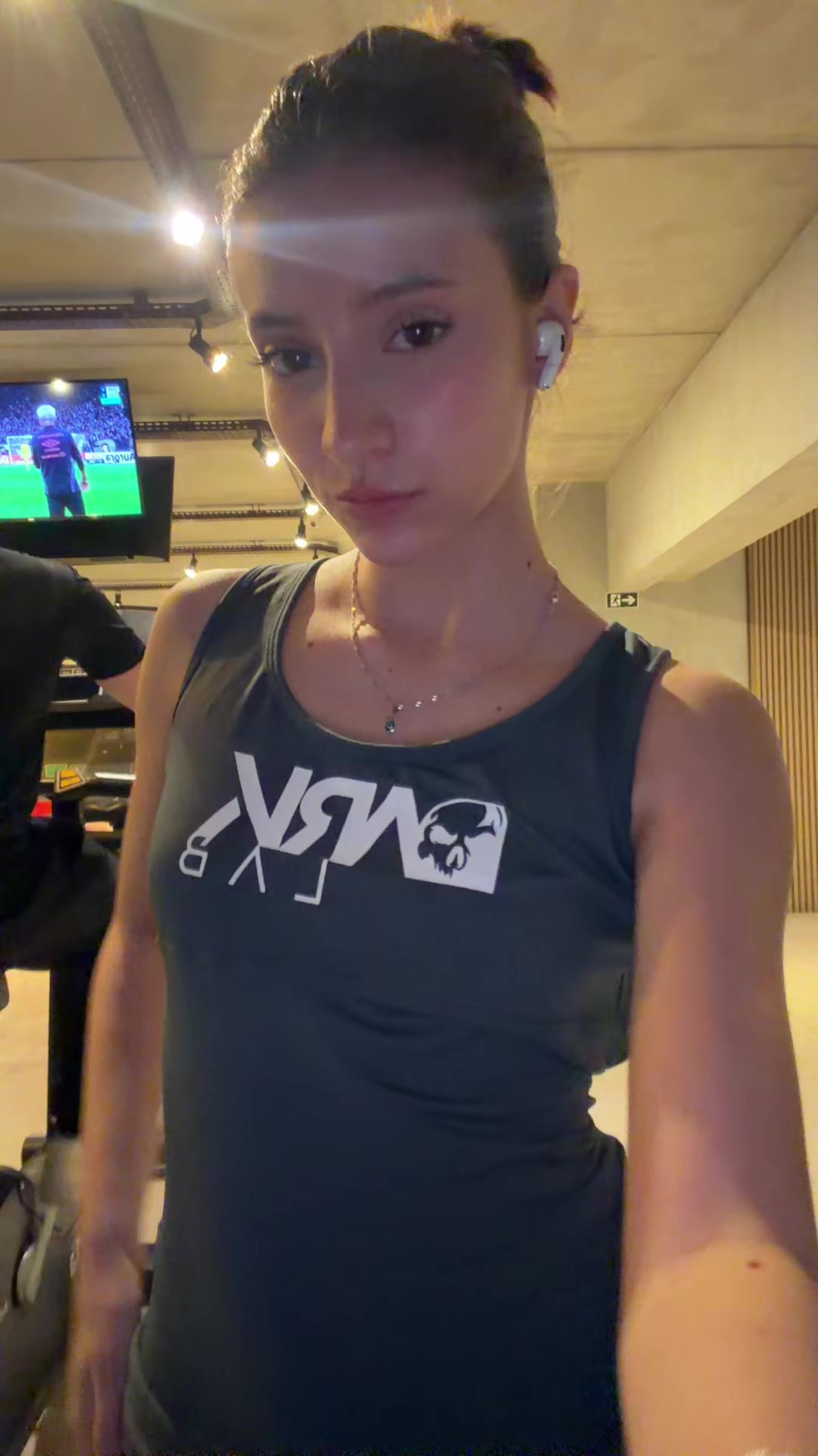 @yisabeleyy