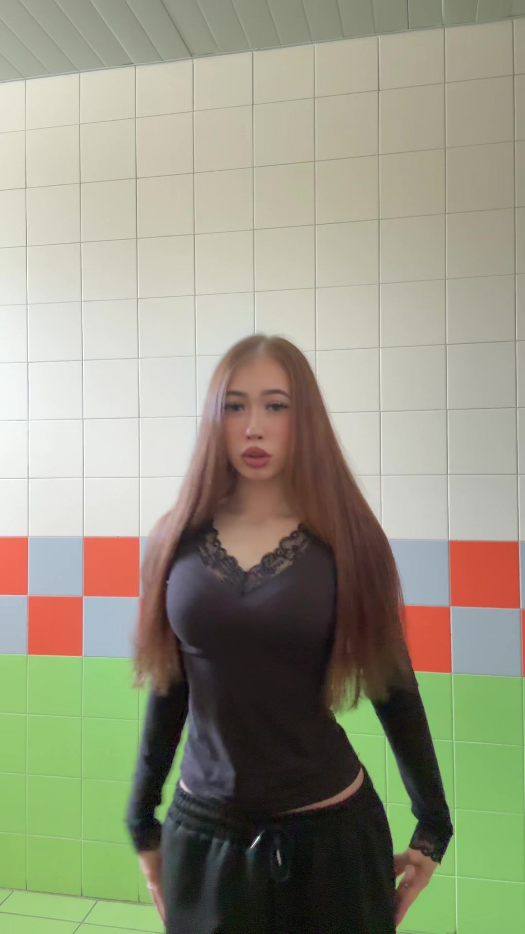 @…