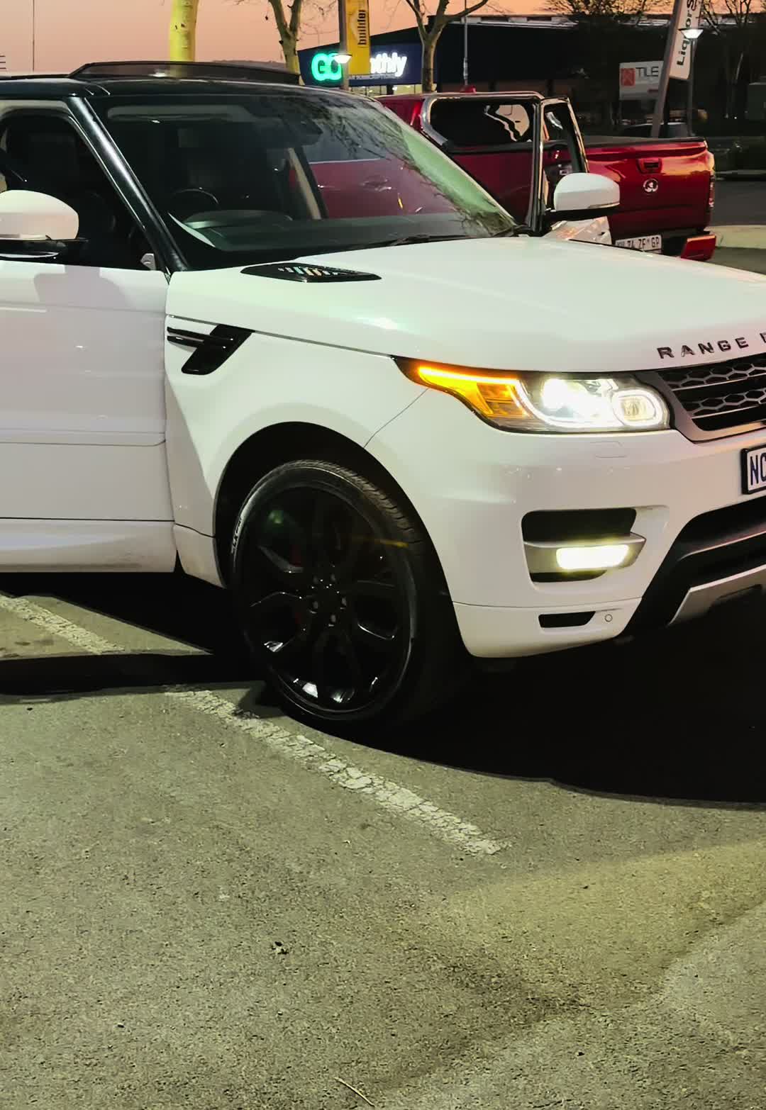 @meticozw21🇿🇼🇿🇦