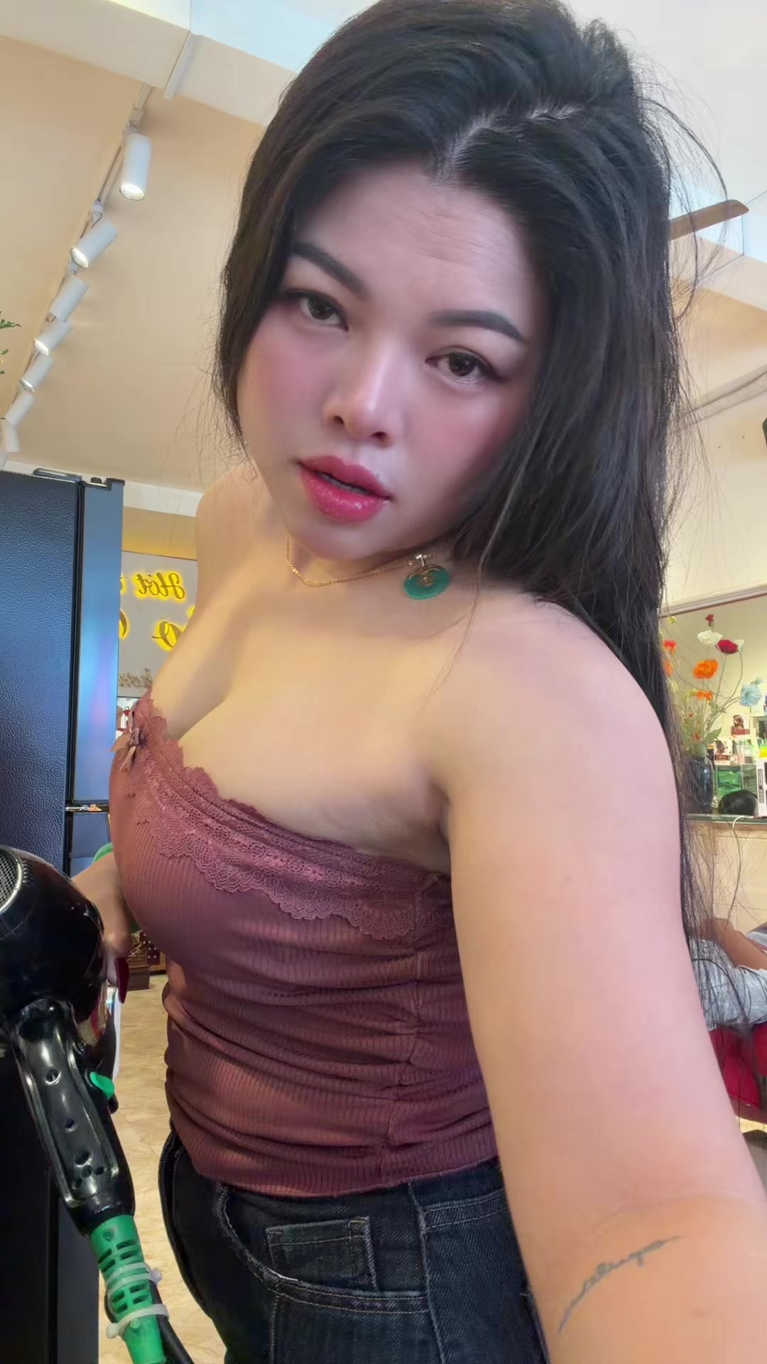@HỚT TÓC NAM THẢO NGUYÊN Q4
