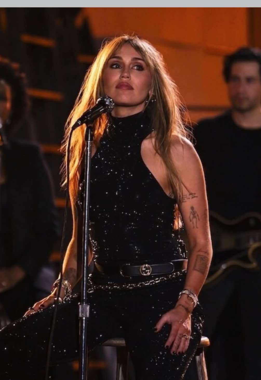 @Miley Cyrus Fan Page