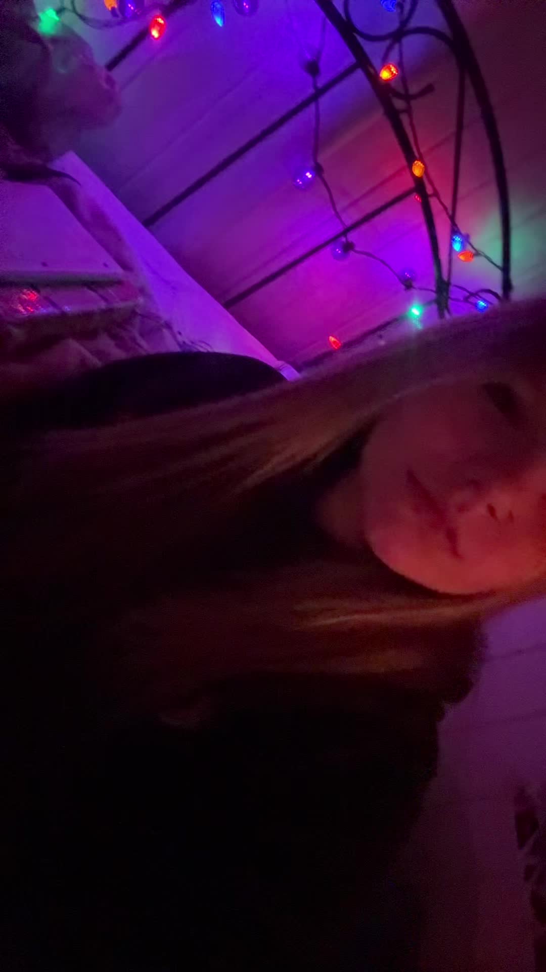 @.•.⍲⍻⍲.•.