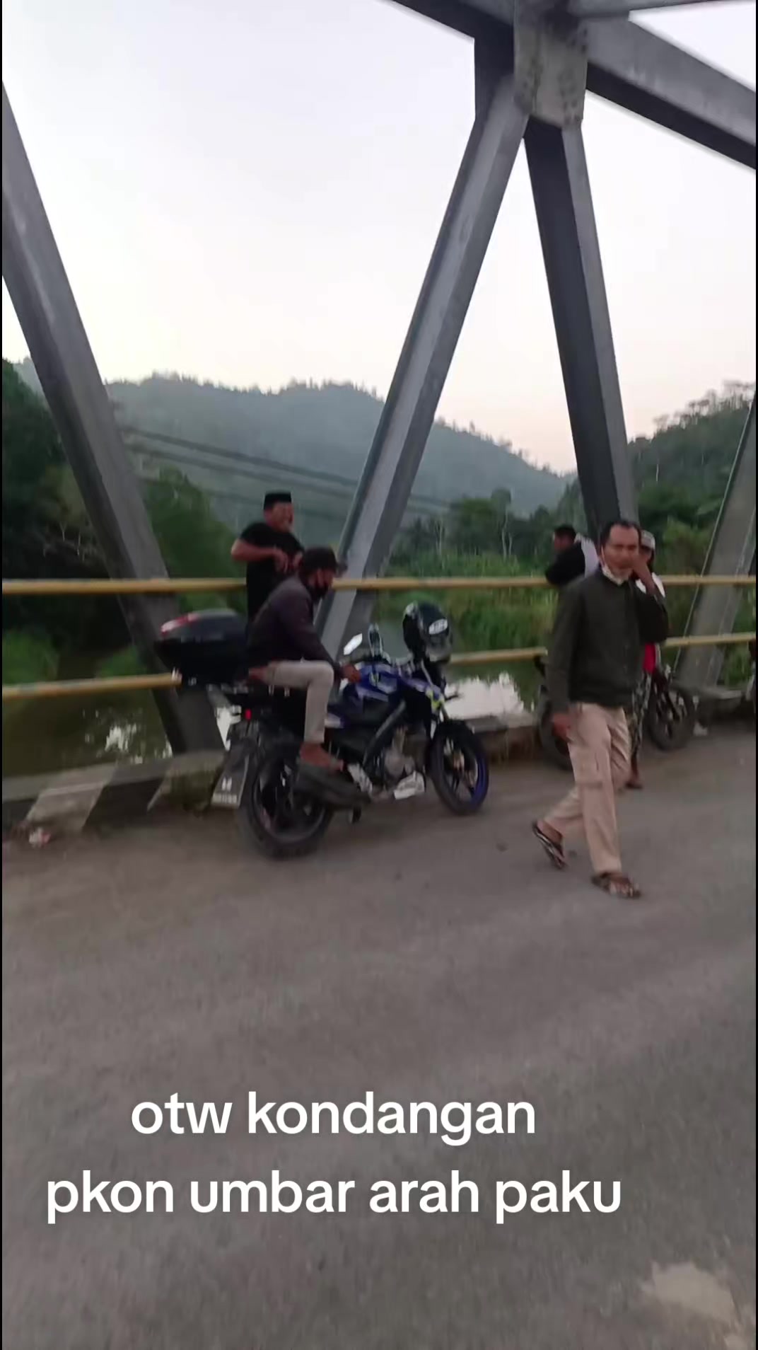 @YANTO TREVEL
