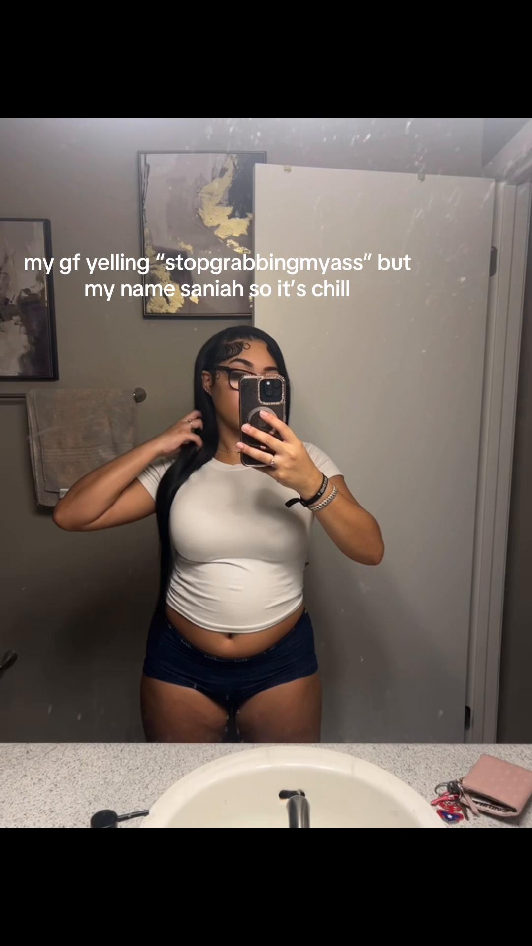 @saniaharmanii
