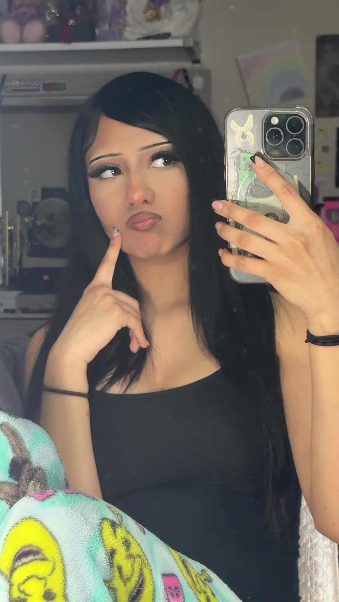 @itzelblankpage