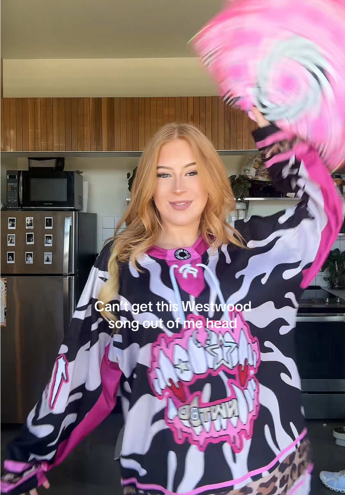 @saraschoenbaum