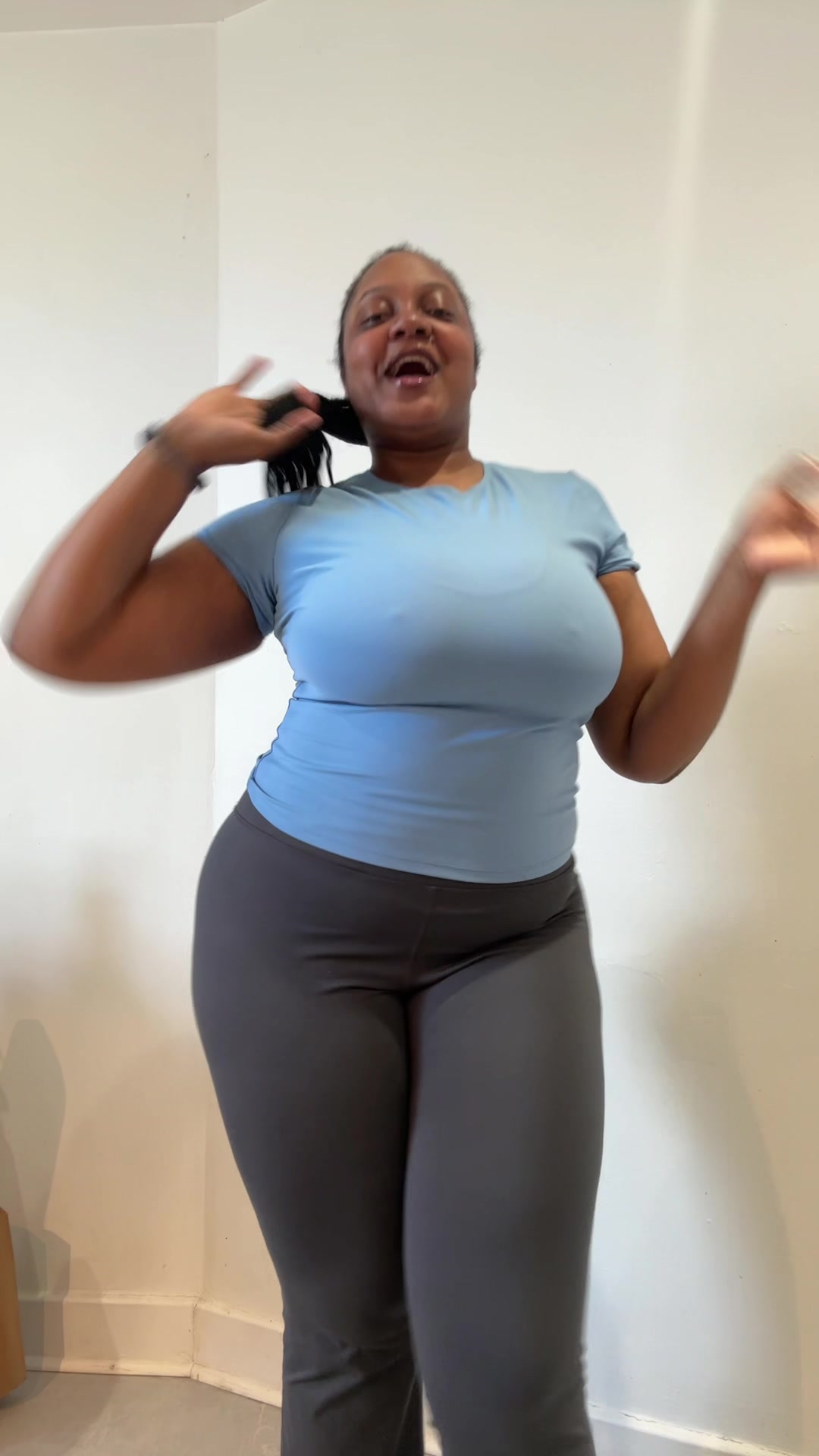@audreypleasee