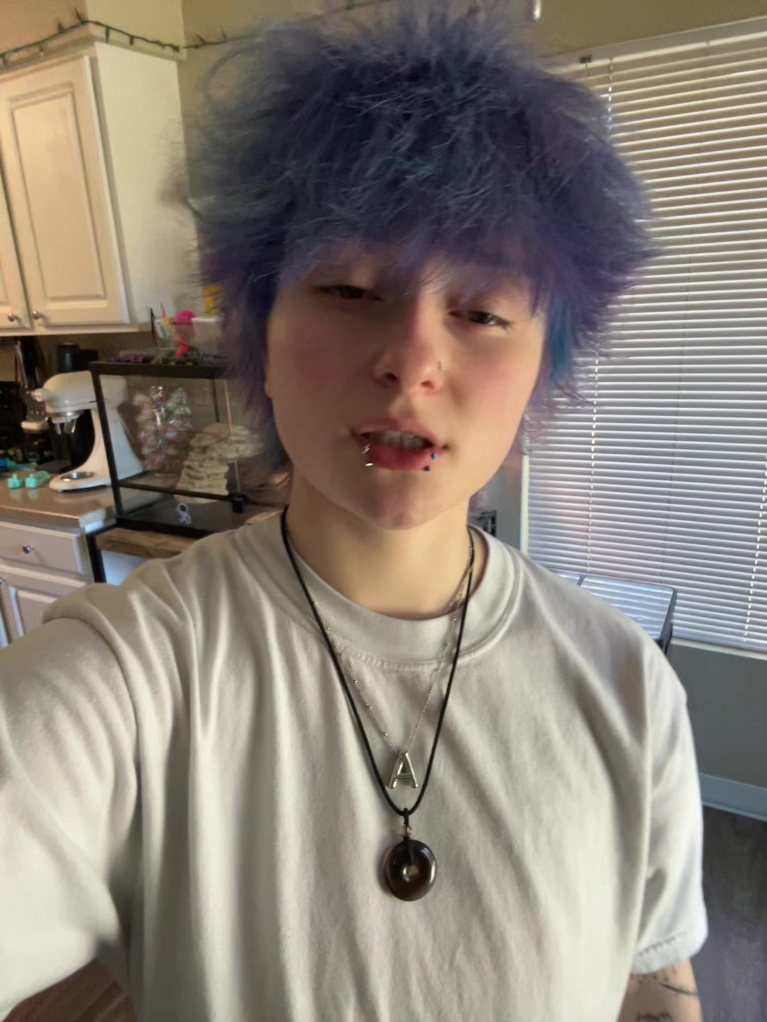 @..