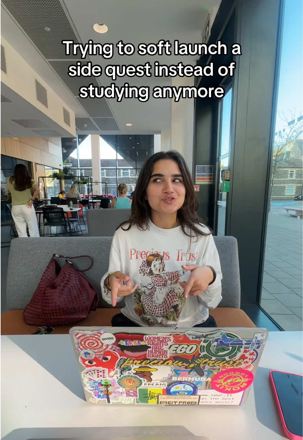 @Mia