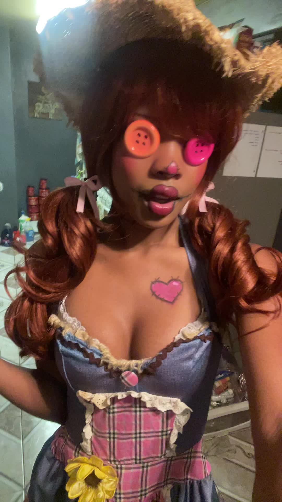 @monsterrbrat
