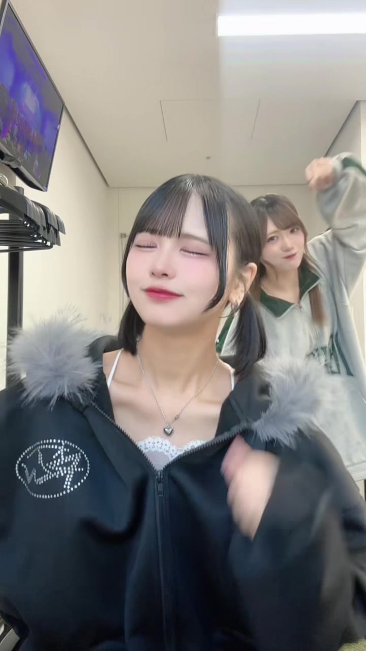 @みずのまゆ