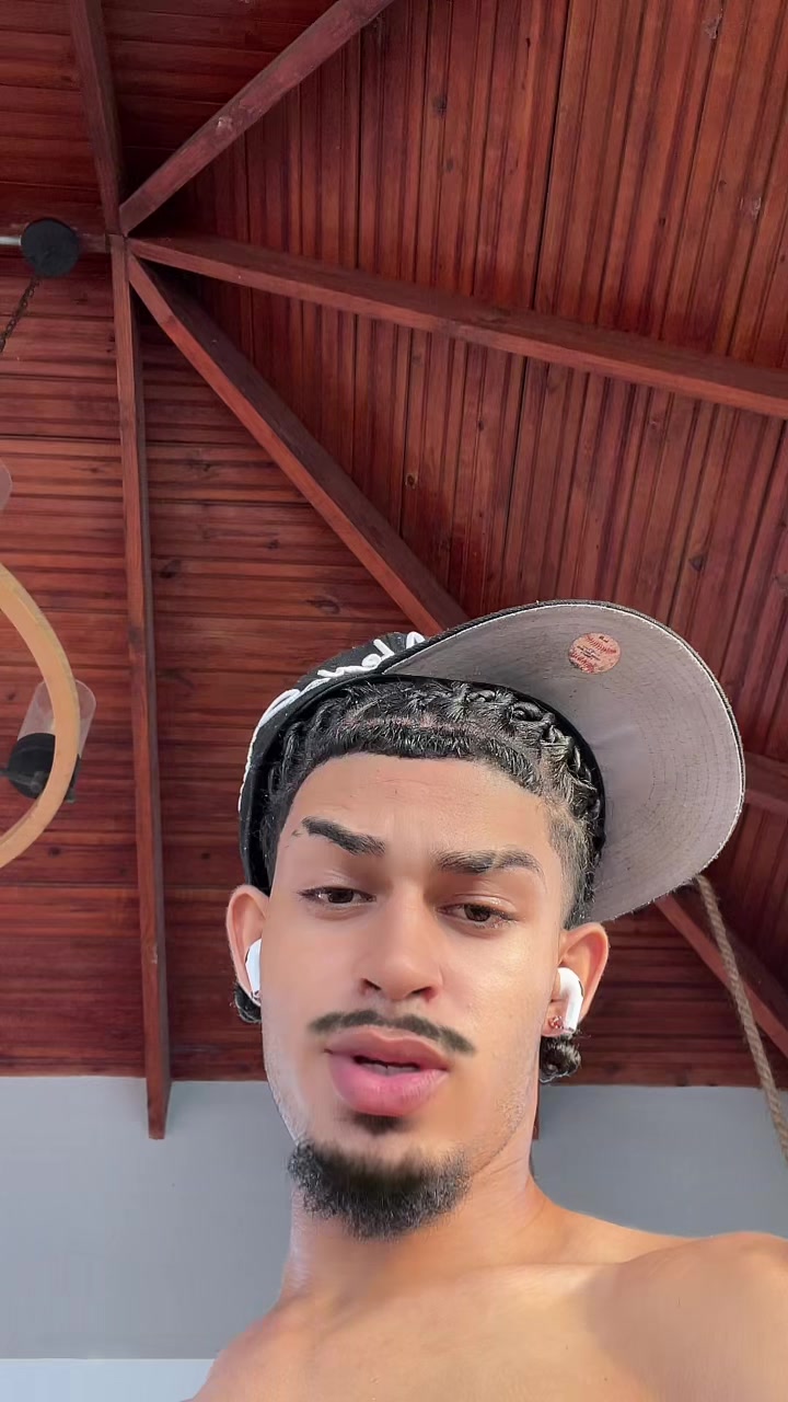 @Anthony🦦