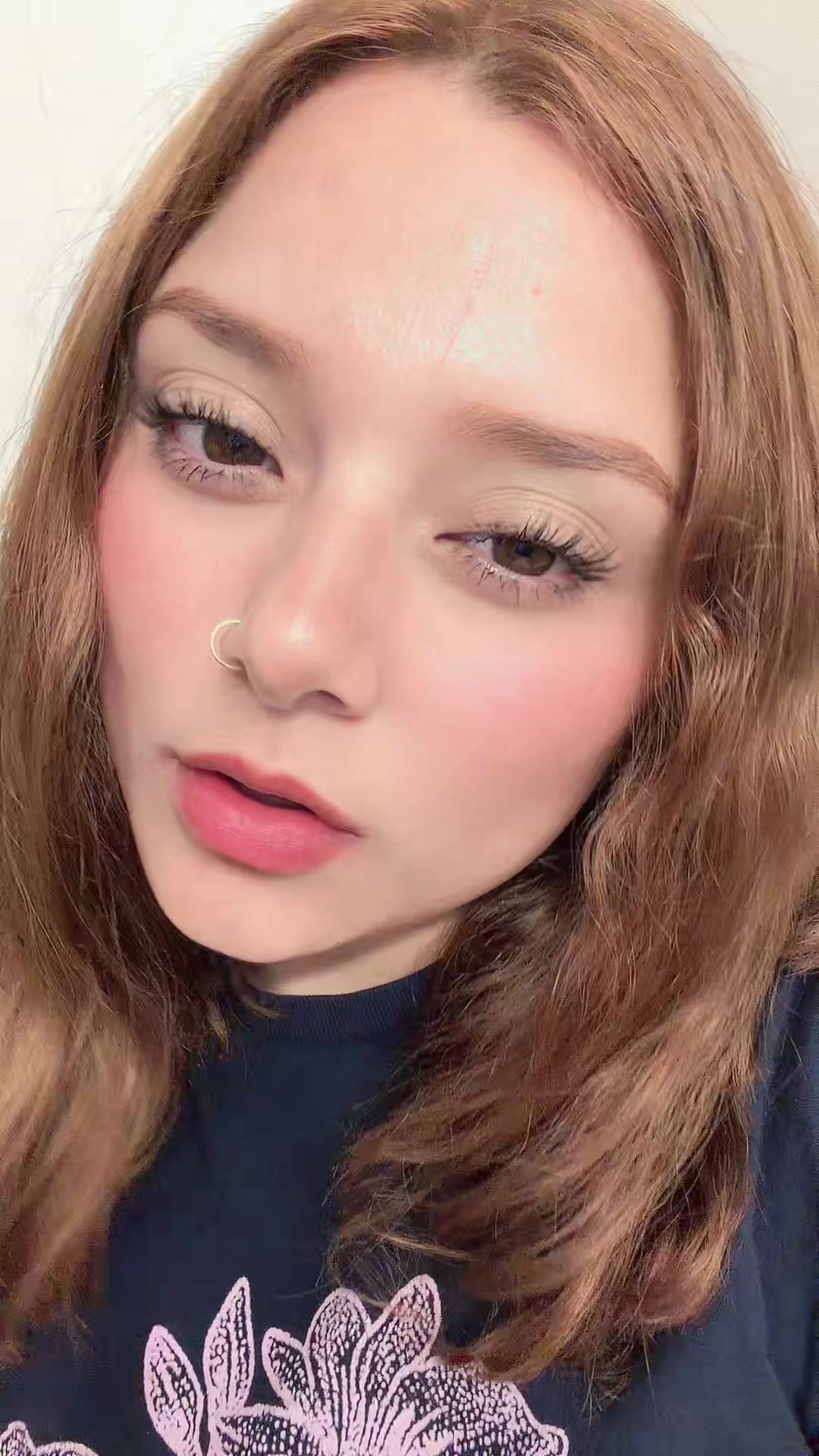 @𝑬𝒔𝒎𝒚💋