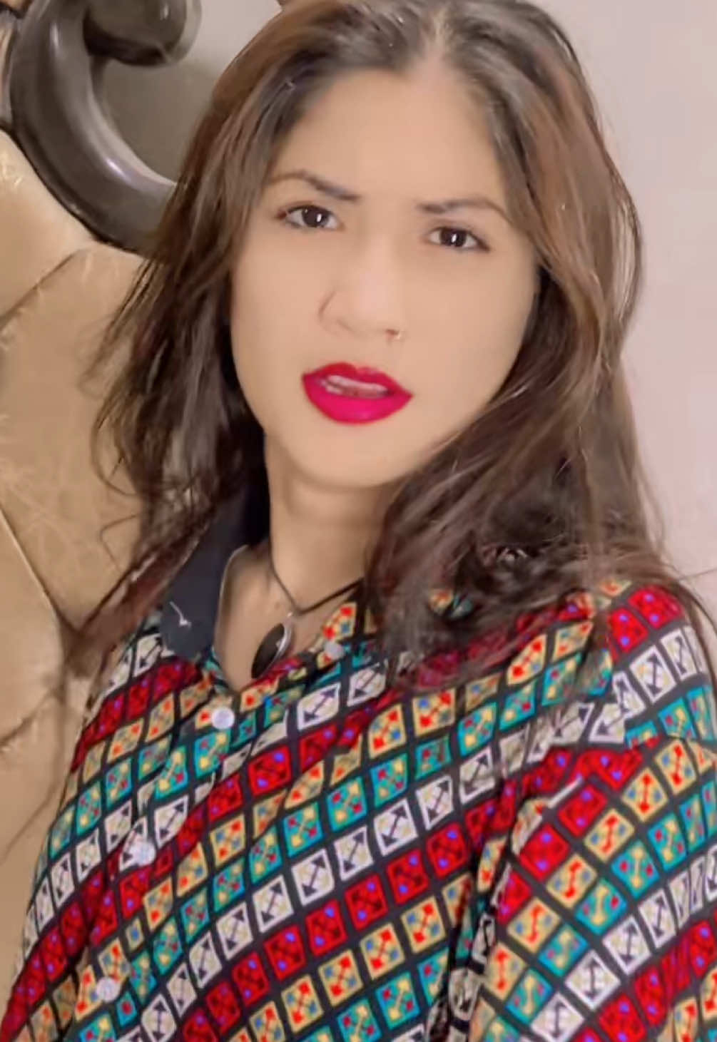 @Mahii_💔_Khan
