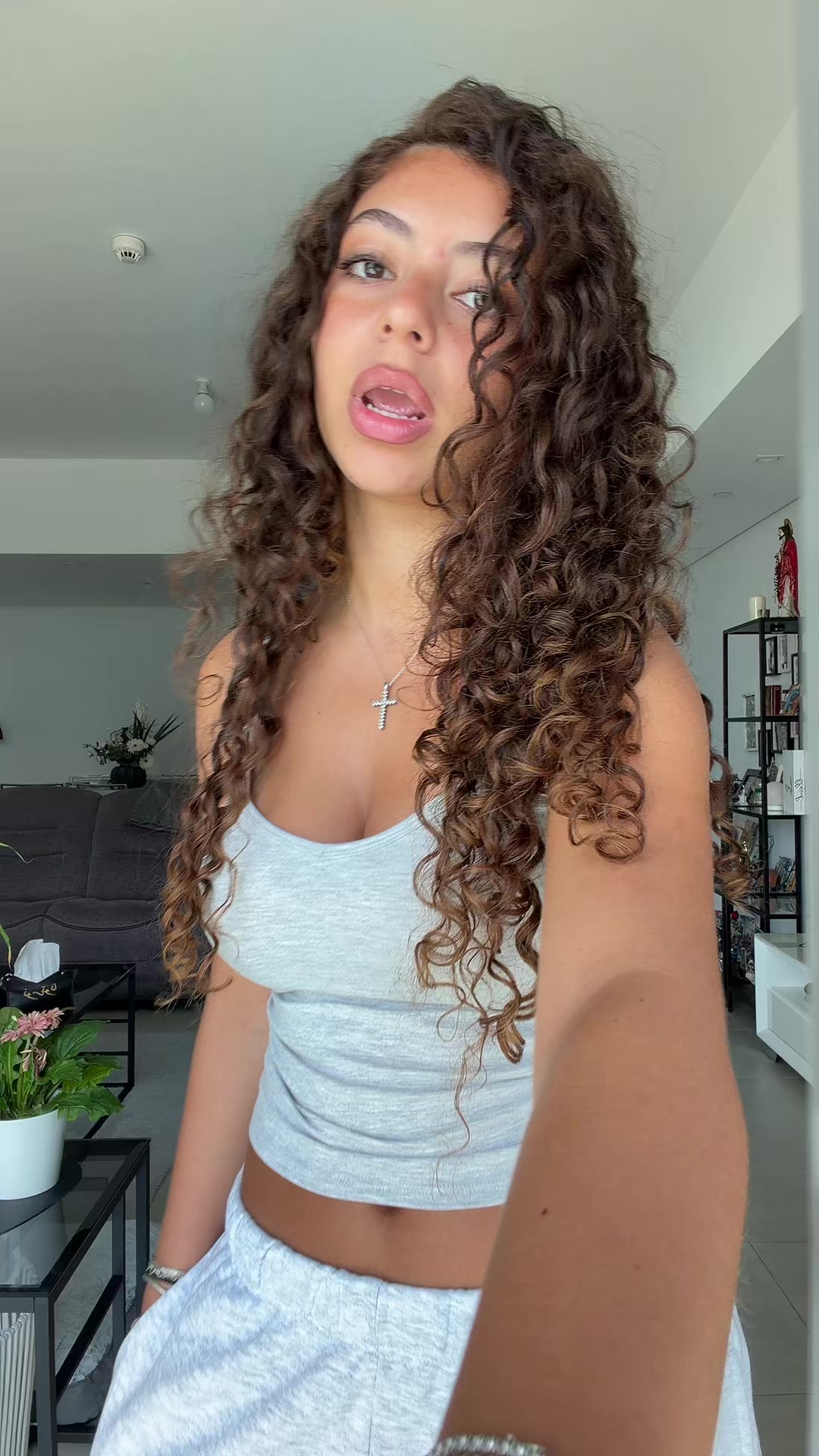 @๐
