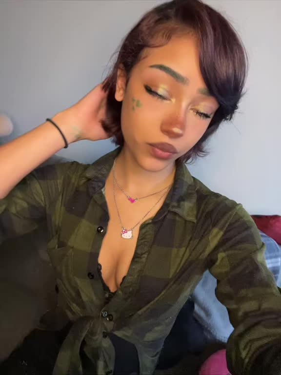 @liatheleo😼