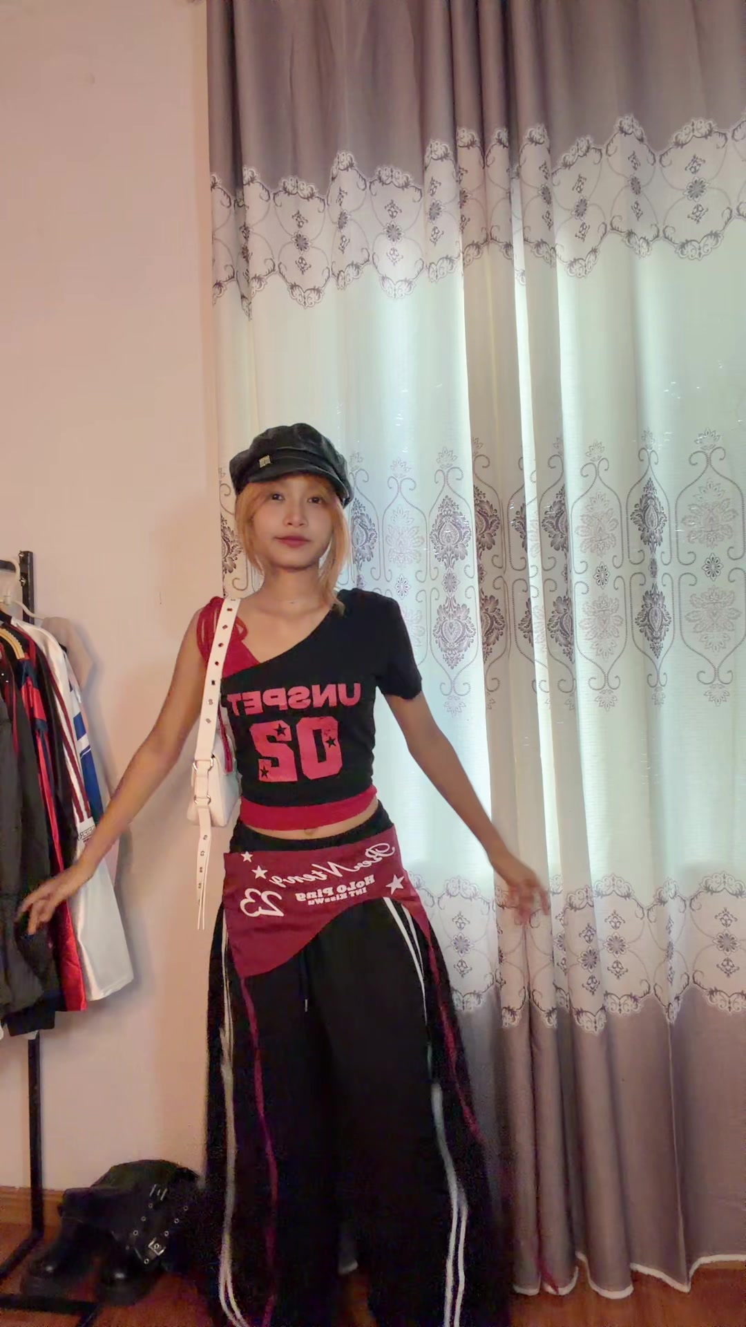 @Moodie Closet